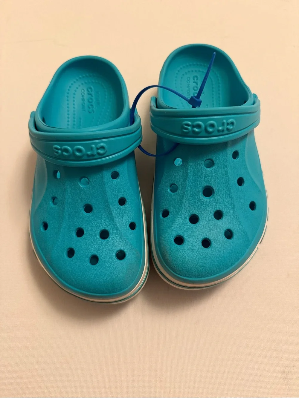 CROCS lightweight slip